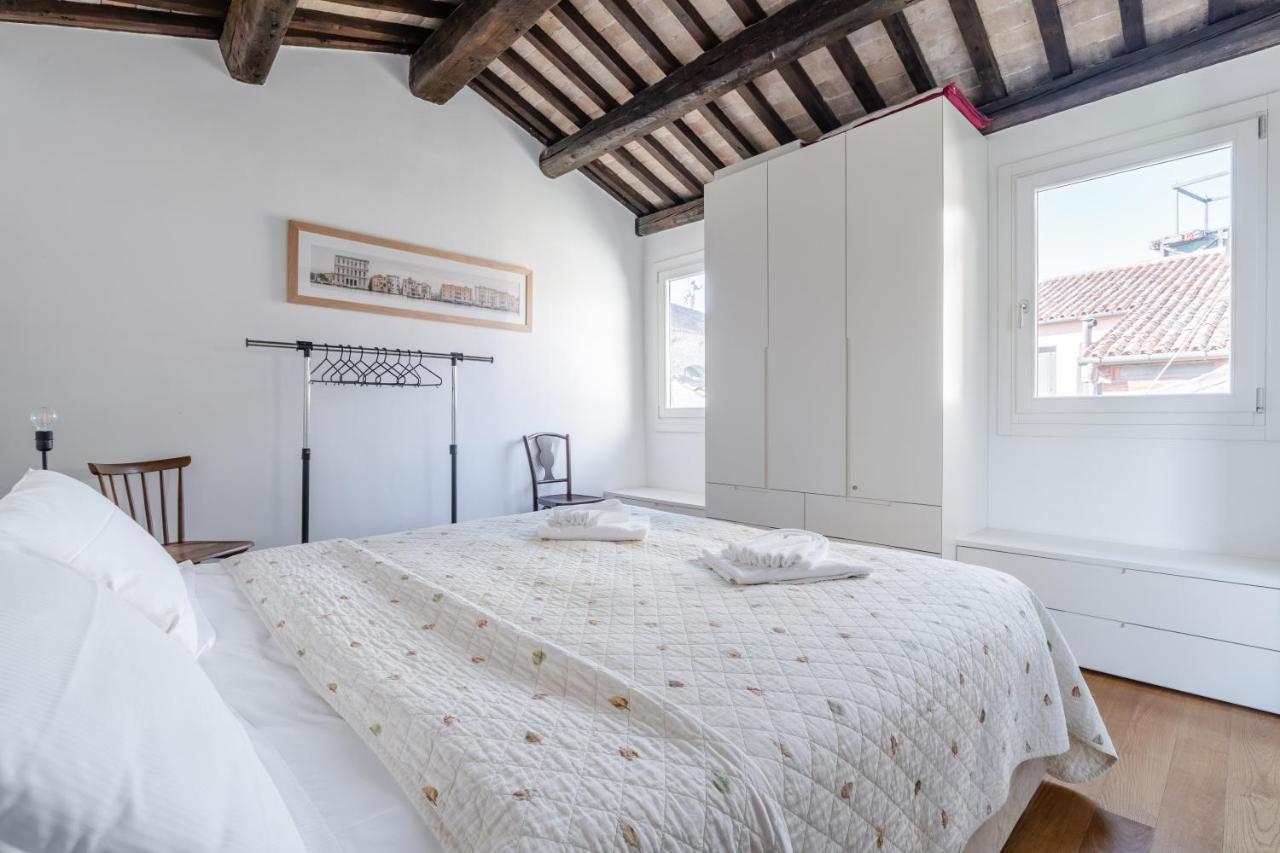 San Marco Vista Sui Tetti Veneziani Apartment Exterior foto